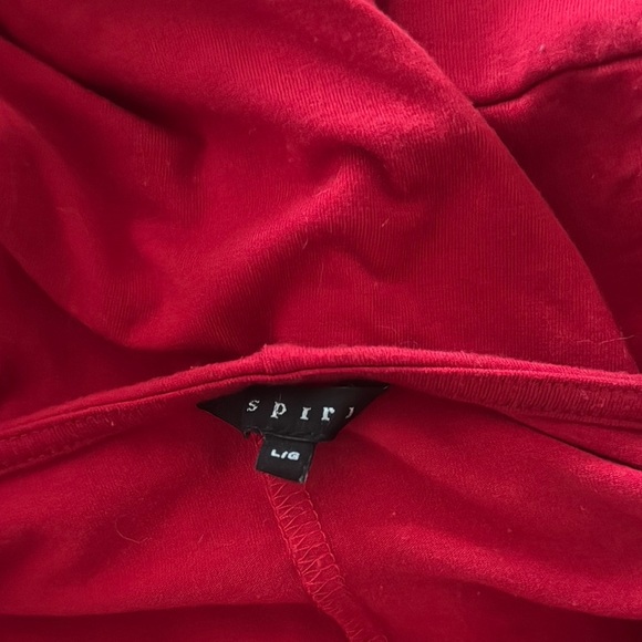 Relaxed Asymmetrical Red Blouse - Picture 3 of 4